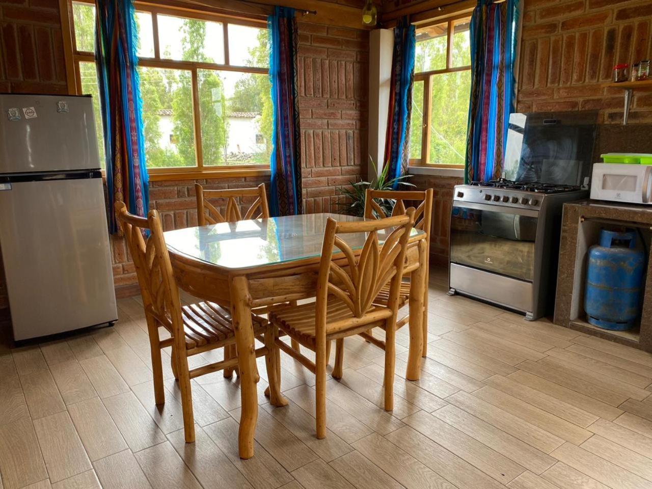 Watzara Wasi Cottage Familiar Camprestre Y Lofts En Cotacachi Esterno foto