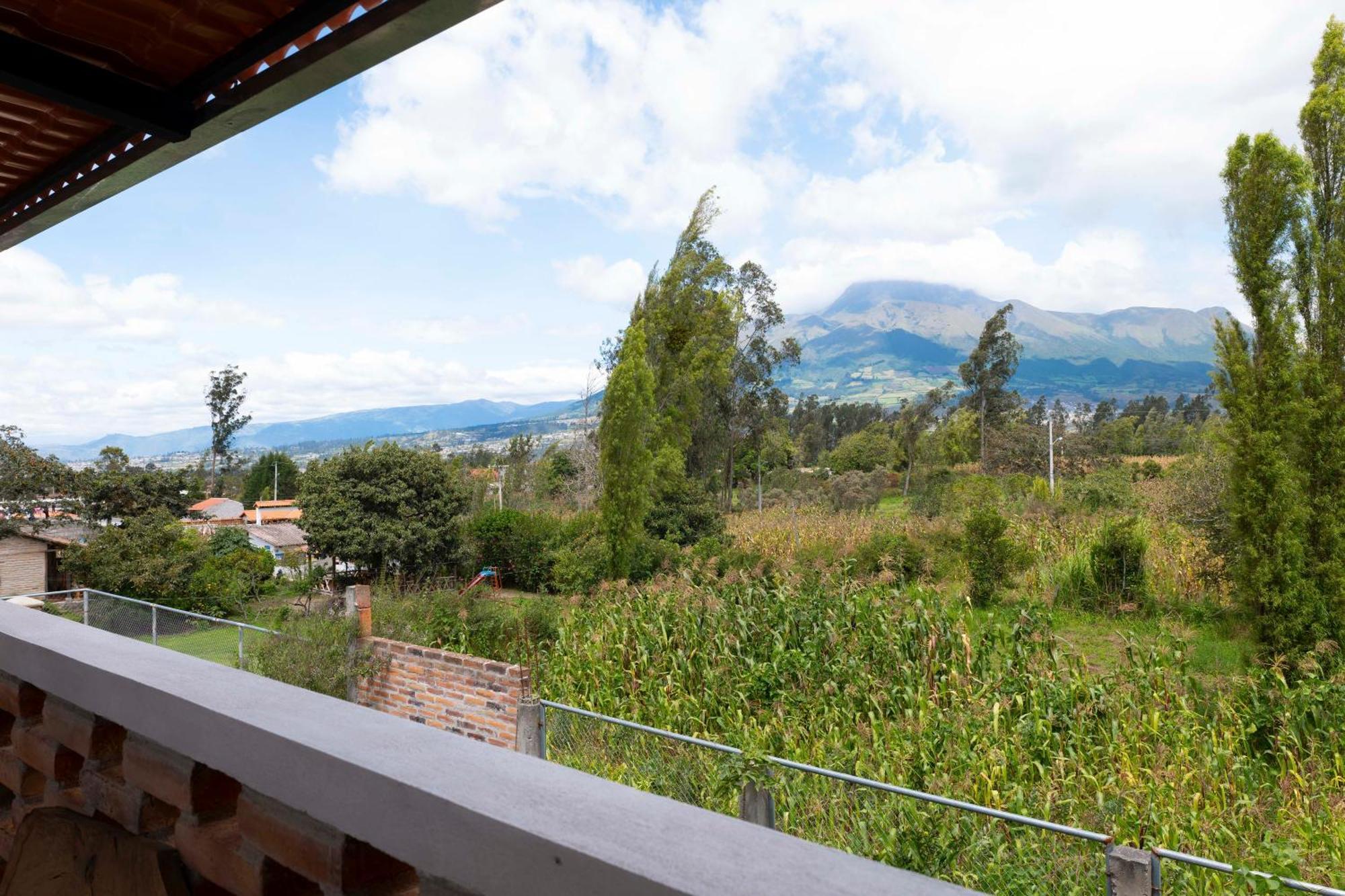 Watzara Wasi Cottage Familiar Camprestre Y Lofts En Cotacachi Esterno foto