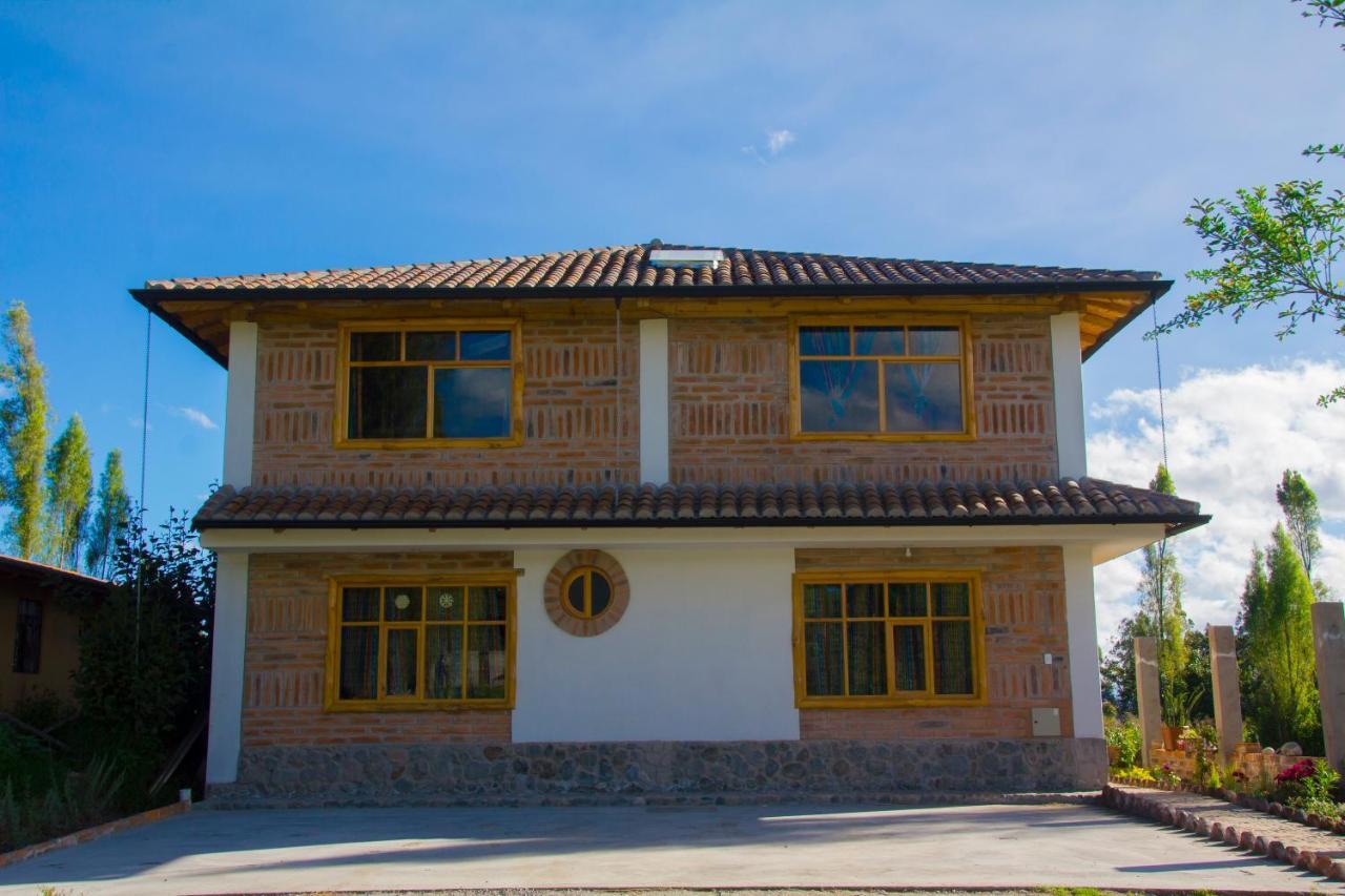 Watzara Wasi Cottage Familiar Camprestre Y Lofts En Cotacachi Esterno foto