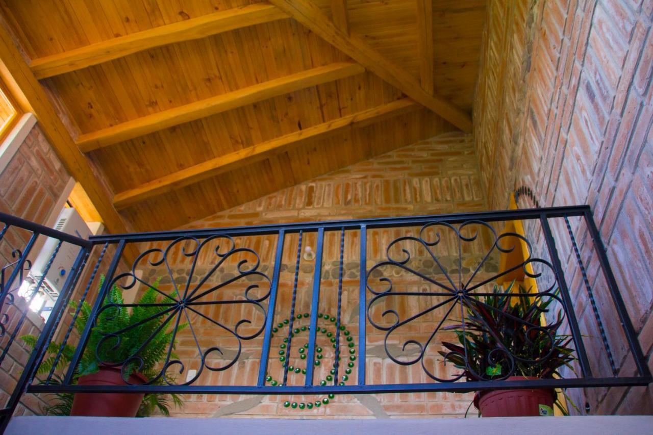 Watzara Wasi Cottage Familiar Camprestre Y Lofts En Cotacachi Esterno foto